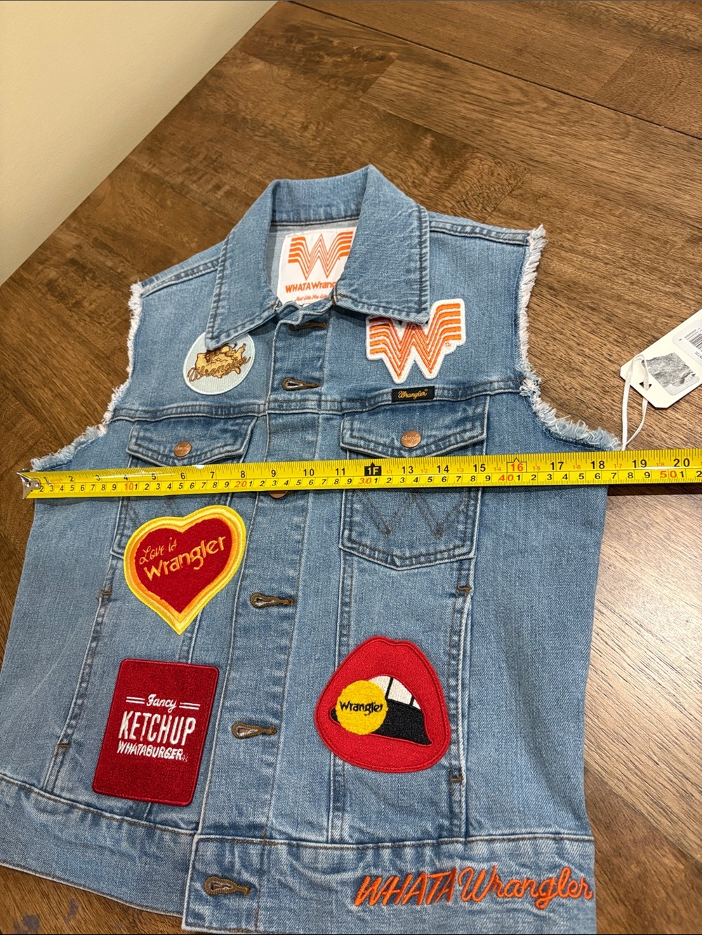 Wrangler x Whataburger Patch Denim Jean Cut Off Vest Size S NWT - Picture 5 of 7